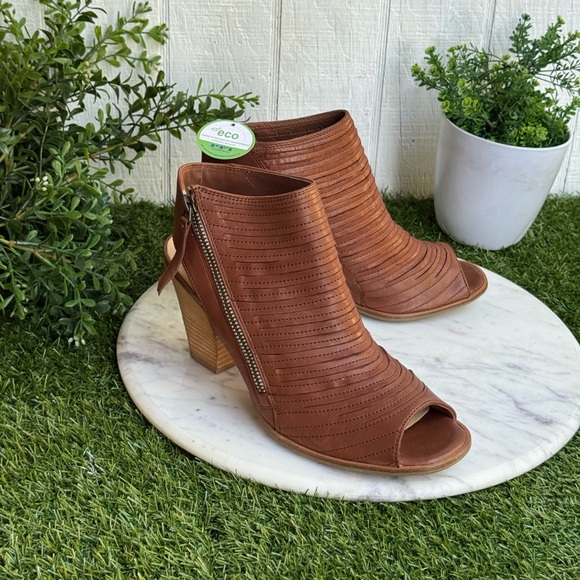 Paul green cayanne leather peep
toe sandal top UK 6 US 8.5 new with tags - Picture 1 of 10